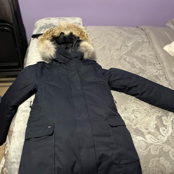 Brand New Women’s Nobis parka. - Picture 10 of 12